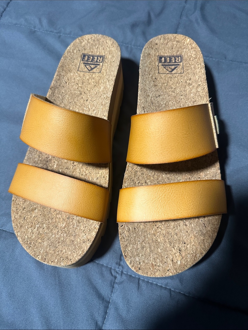 Reef Women's Cushion Vista Hi platform slide sandals